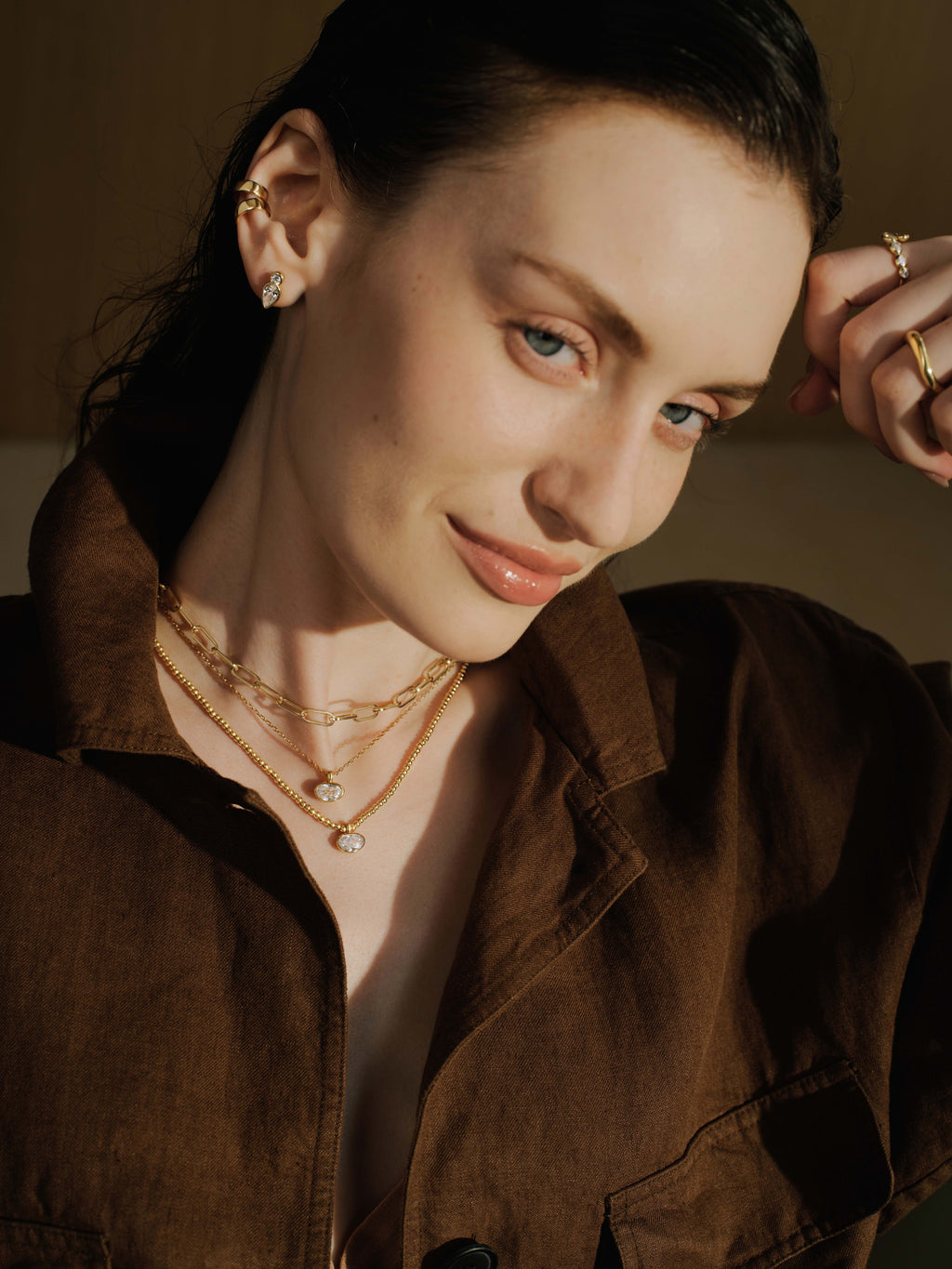 Silver Bezel Organic Pebble Necklace – model view