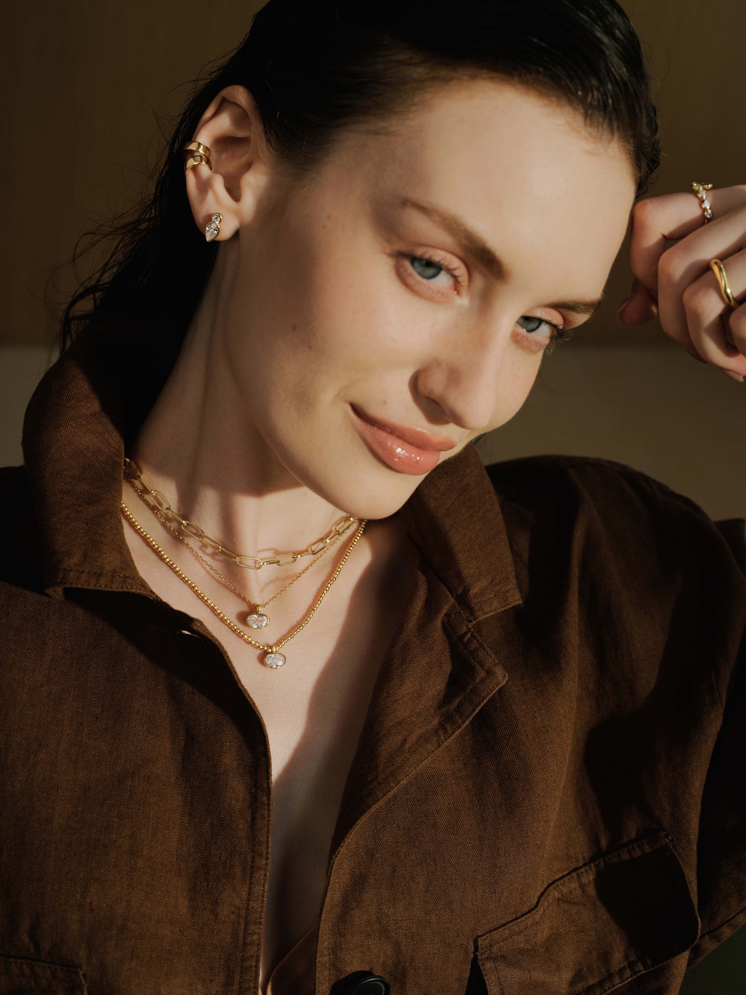 Silver Bezel Organic Pebble Necklace – model view
