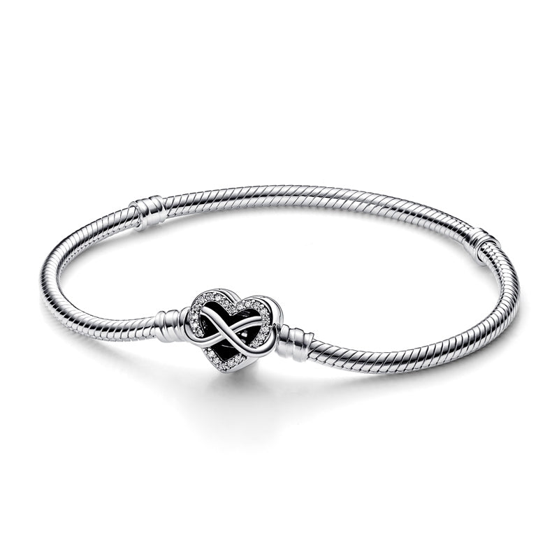 Moments Sparkling Infinity Heart Clasp Snake Chain Bracelet