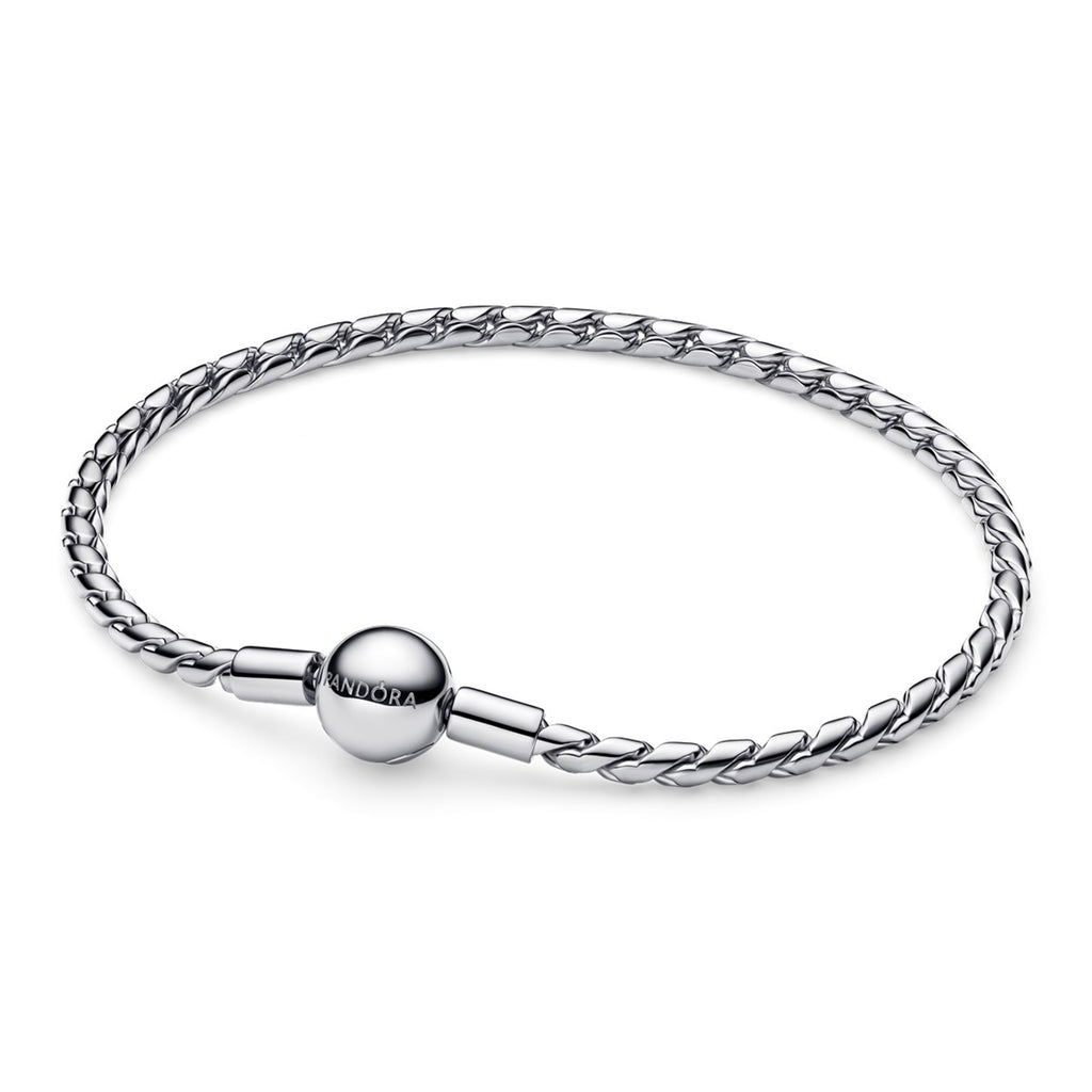Round Clasp Wing Chain Bracelet