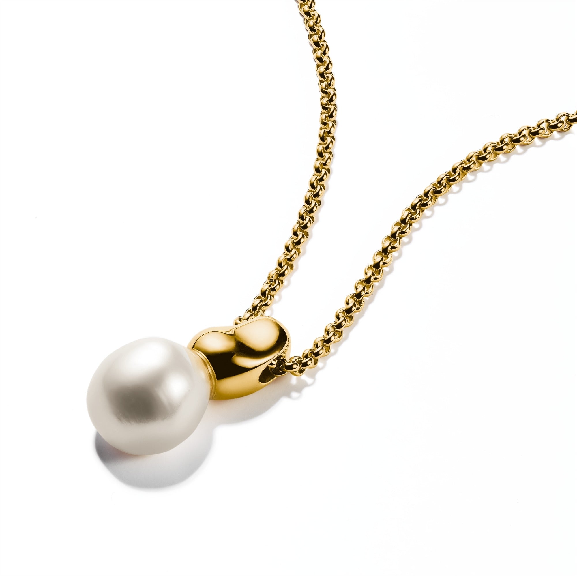 Gold-Plated Necklace with Pearl Pendant Natural Beauty