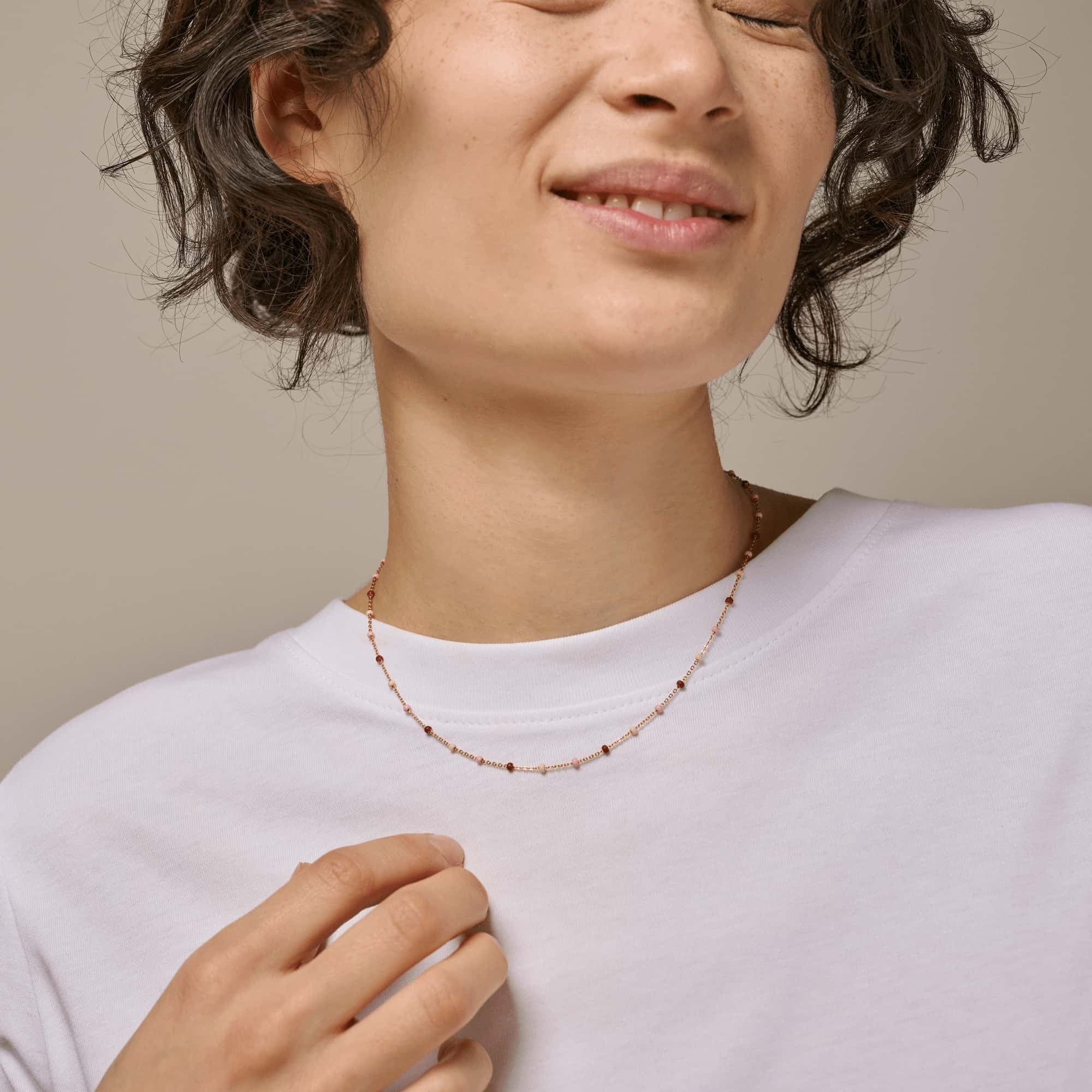 Necklace, Lola, Rosie