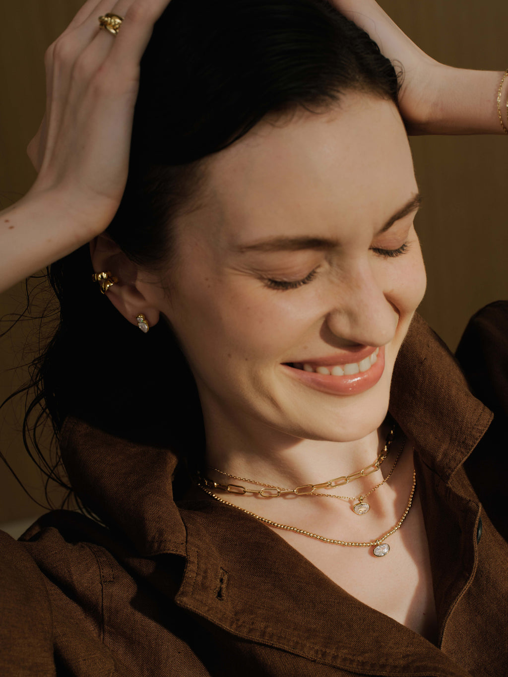 Gold Bezel Organic Pebble Necklace – model view
