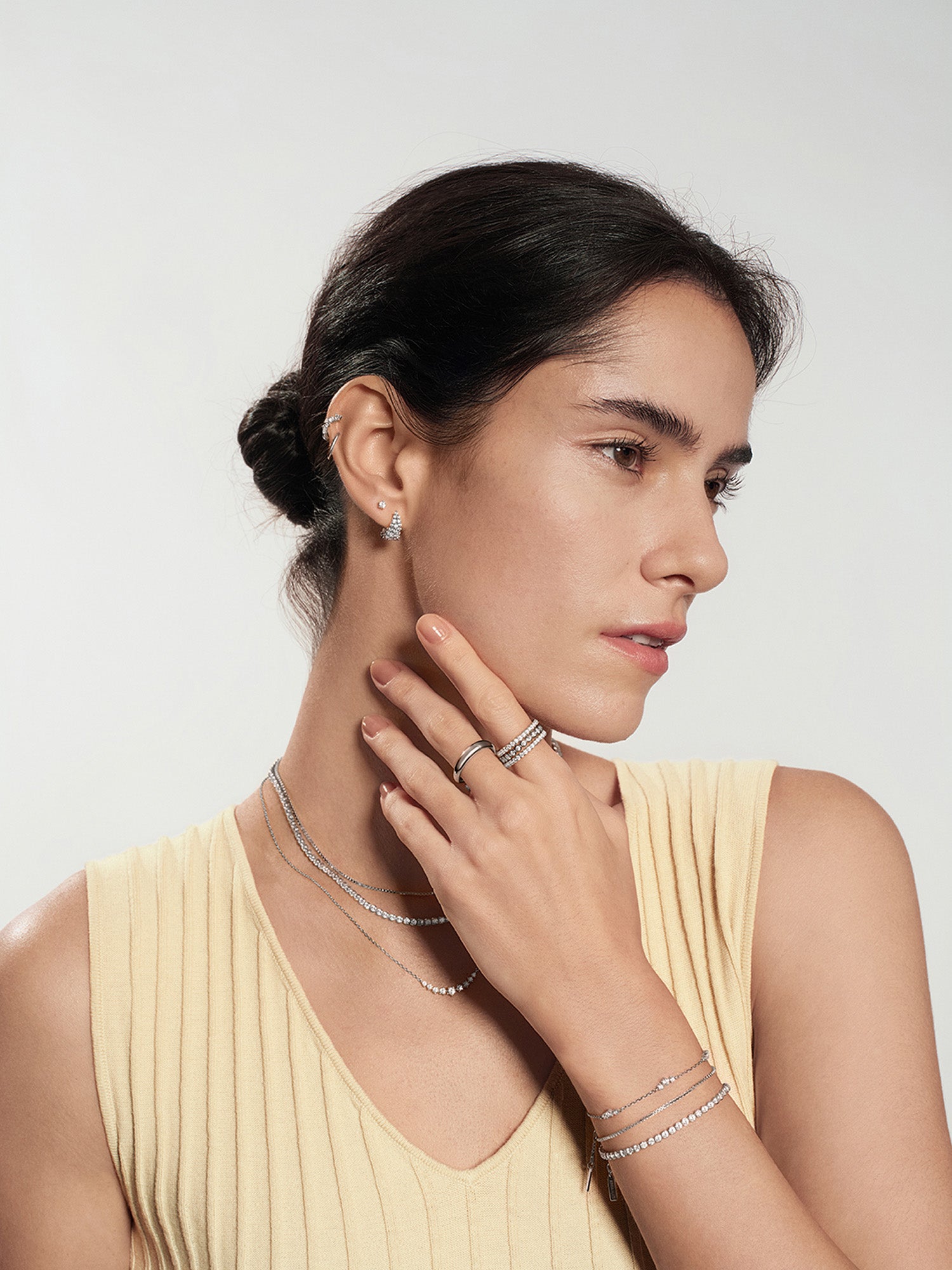 Silver Cluster Station Bracelet – model view