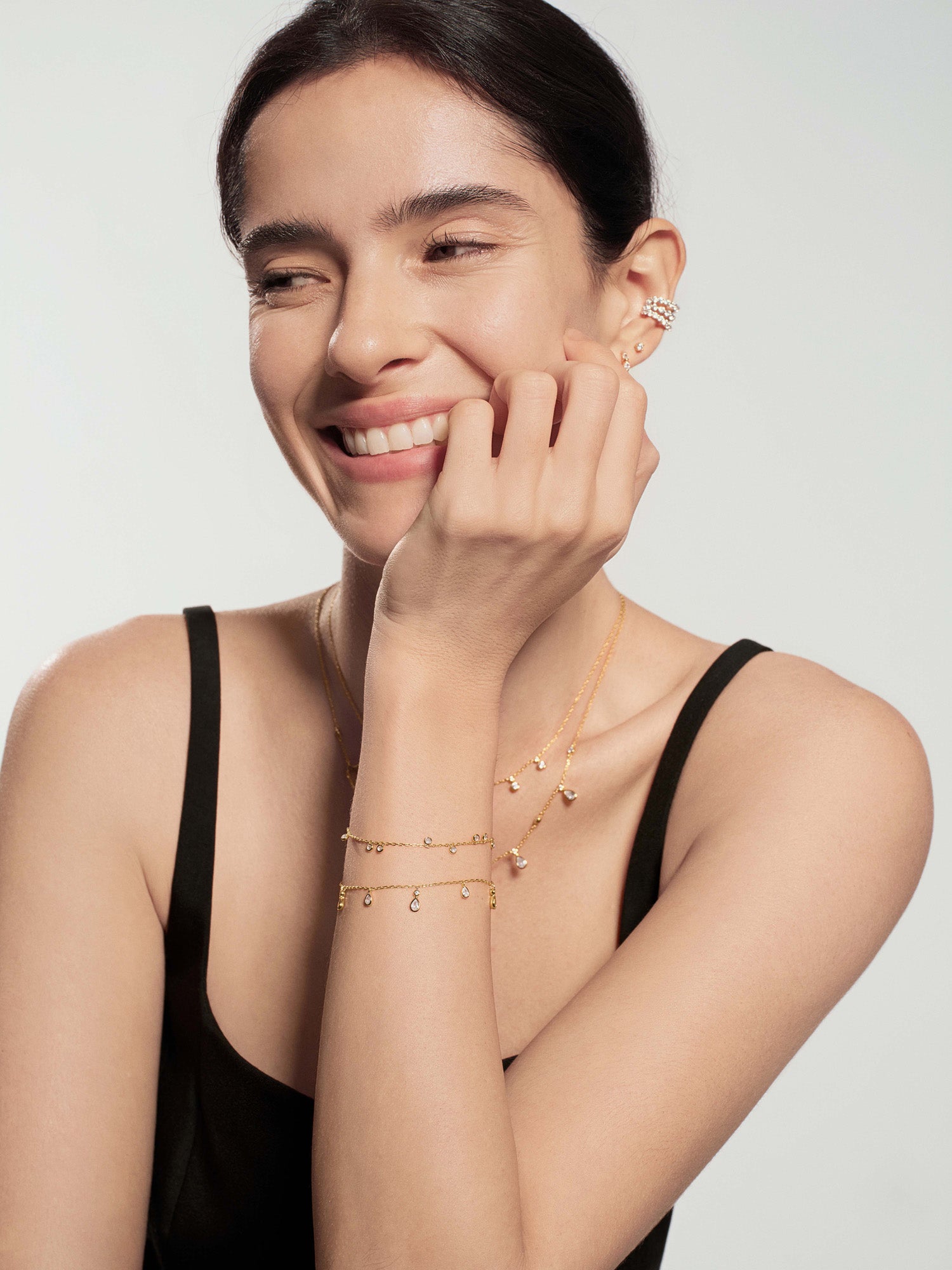 Gold Bezel-Set Droplet Station Bracelet – model view