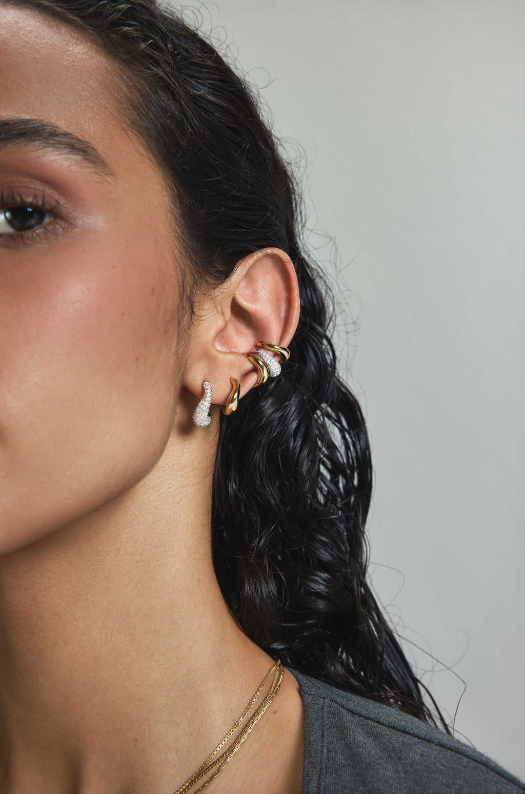Gold Wave Ear Cuff