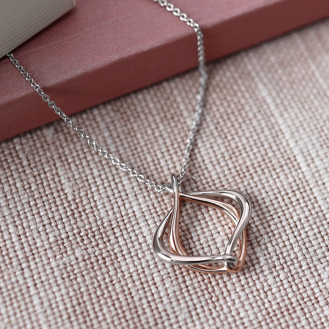 Alicia Rose Petite Necklace