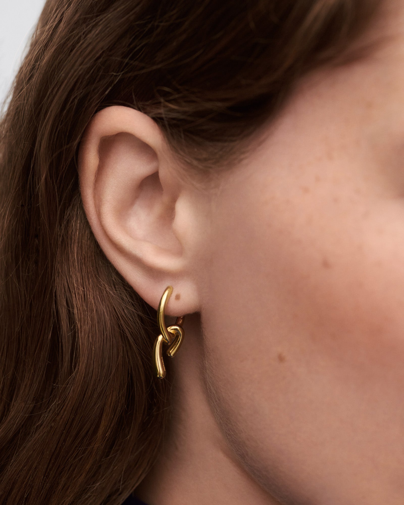 Mini Twist 18k Gold-Plated Hoops