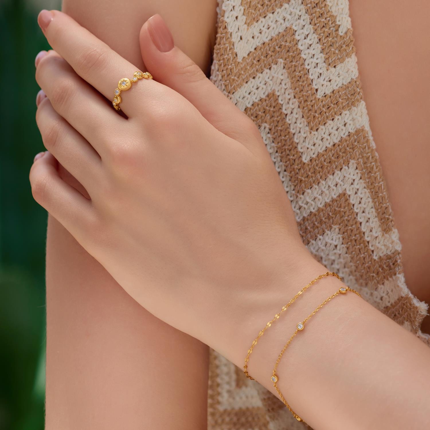 Gold Classic Bezel-Set Station Bracelet