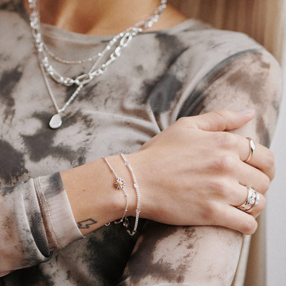 English Daisy Drop Bobble Bracelet - Silver