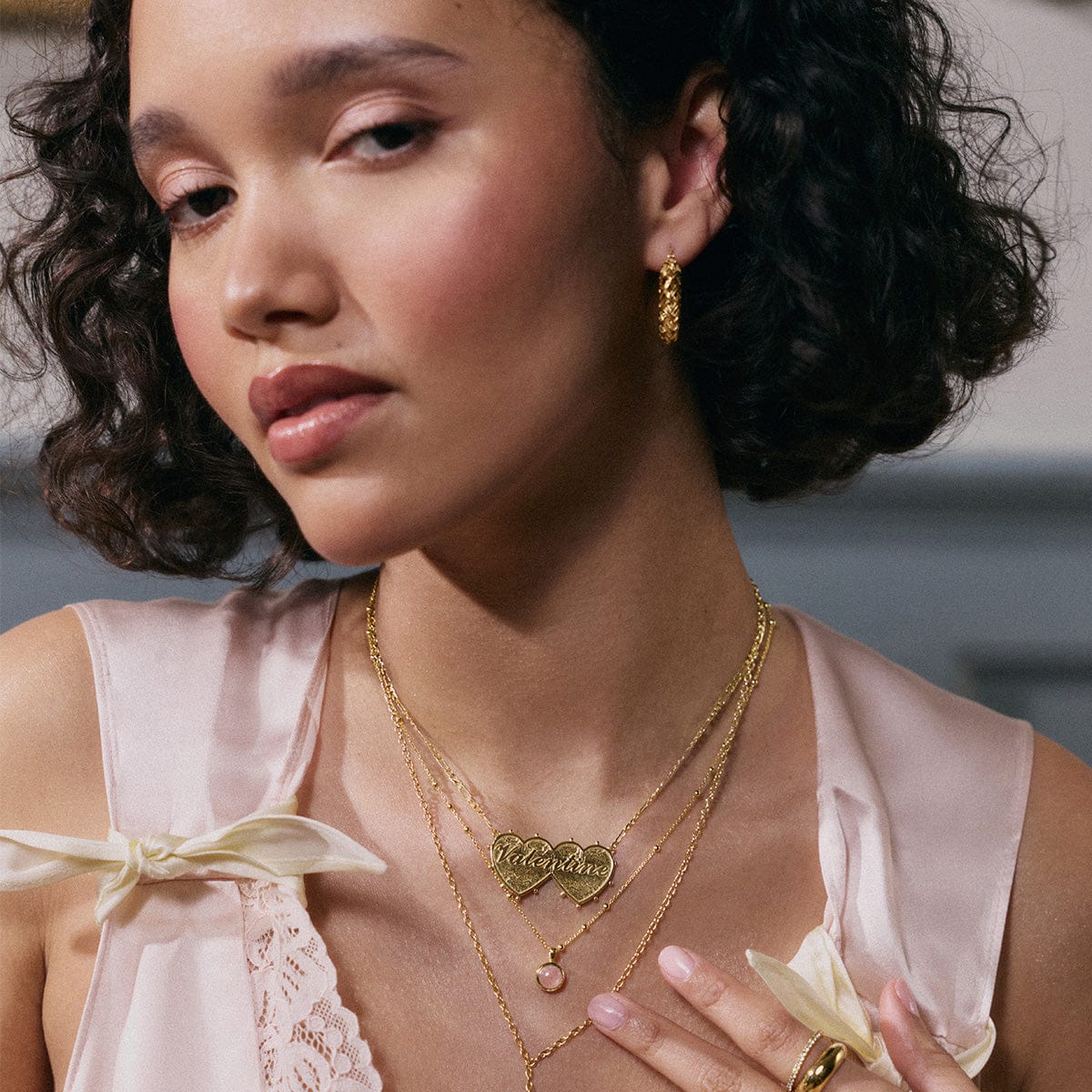 Rose Quartz Healing Stone Necklace - Gold